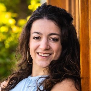 Meet your Posher, Claire